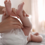 Ganti Popok Tanpa Rewel + Produk Parents World Recommends